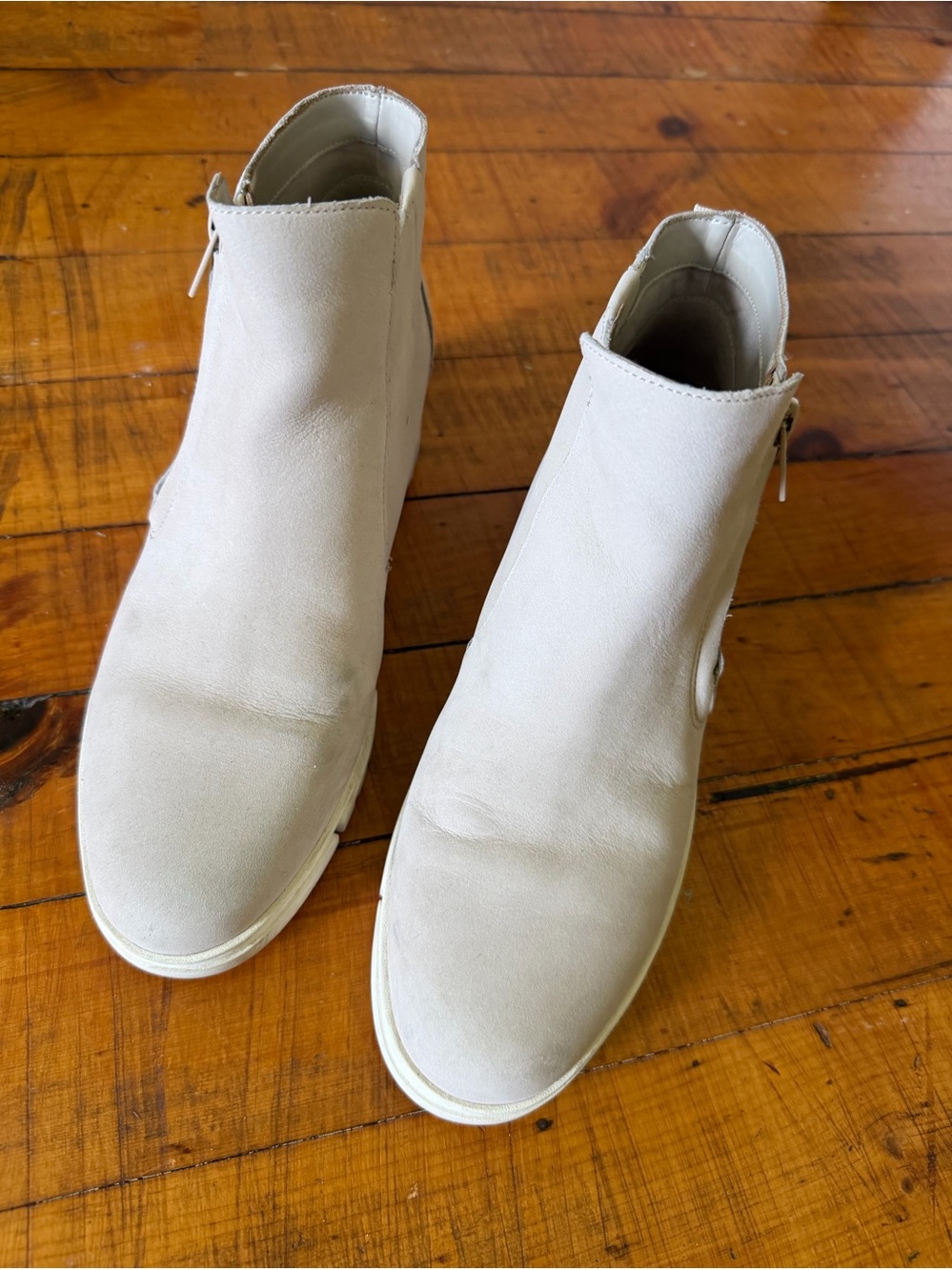 Women’s Cream Ankle Booties - Sleek Zip Side Design